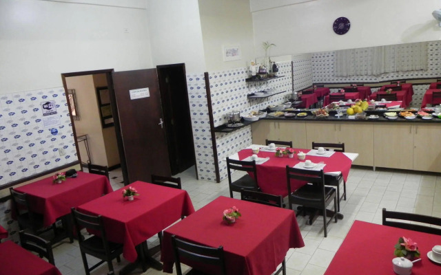 Hotel Meridiano V
