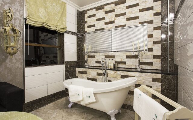 The Royal Palm Bed & Breakfast