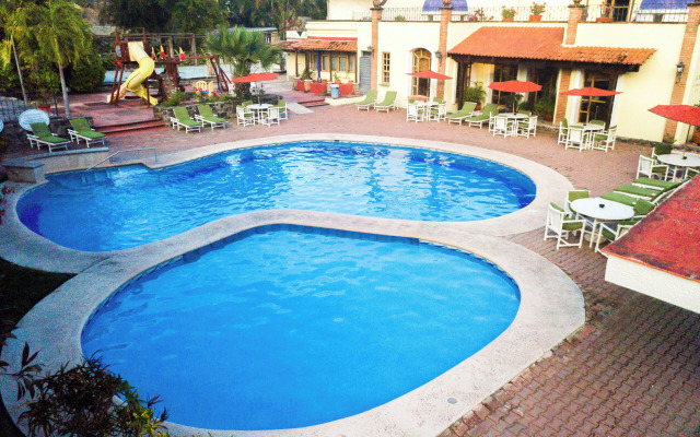 Hotel Garza Canela