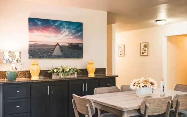 Comfortable Pasadena Retreat With Good Location