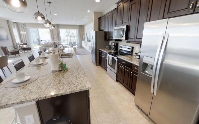 7632 Wilmington Loop
