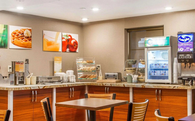 Quality Inn Sacramento Convention Center