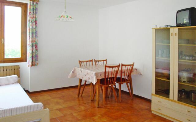 in Bezzecca with 1 bedrooms and 1 bathrooms
