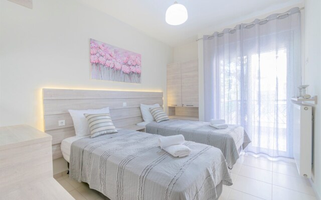 Neos Marmaras Family Suite