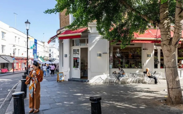 Westbourne Park Road Xvii by Onefinestay