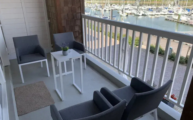 Apartment in Nieuwpoort Near Scenic Beach