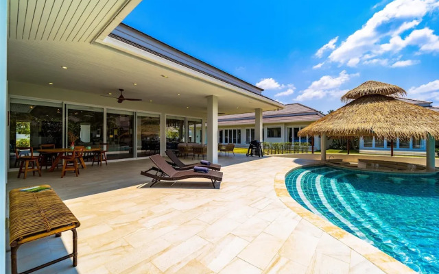 Luxury 7 Bedroom Pool Villa - WL67