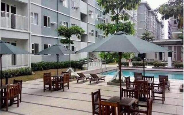 Trees Residences