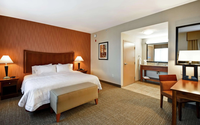 Hampton Inn & Suites Folsom