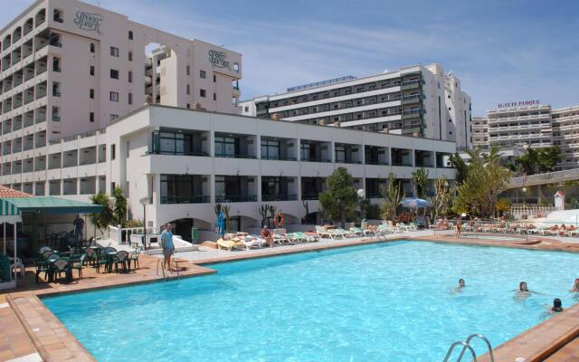Green Park Apartments