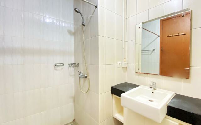 Warm And Cozy Studio At Dago Suites Apartment