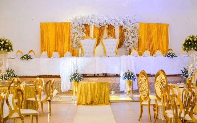 Twin Cave Lodge