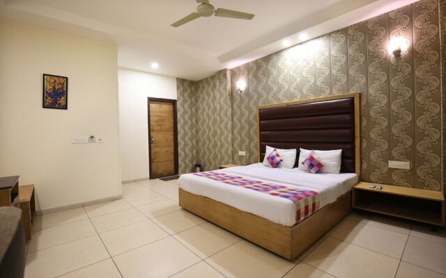 OYO 8776 Citi Inn Zirakpur