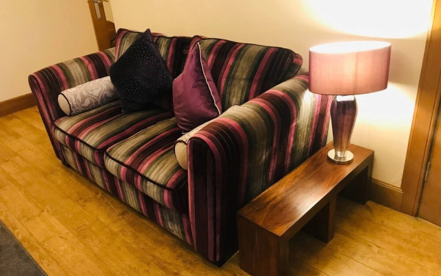 Station View Lodge - Near Balbirnie House Markinch