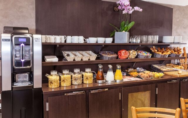 Hotel Apolonia Paris Montmartre, Sure Hotel Collection by BW