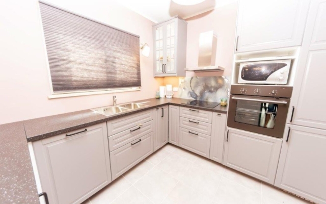 Apartment Darko 2 - 50 m from sea: A6 Sukosan, Zadar riviera