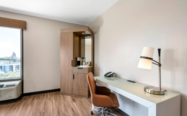 Cambria Hotel Orlando Universal Blvd