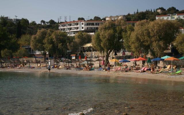 Glicorisa Beach