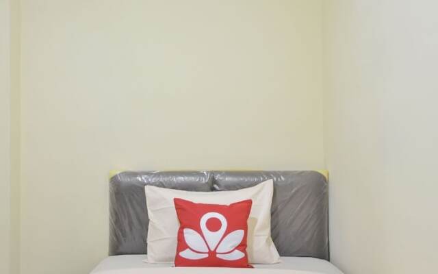 ZEN Rooms Near ITC Roxy Mas