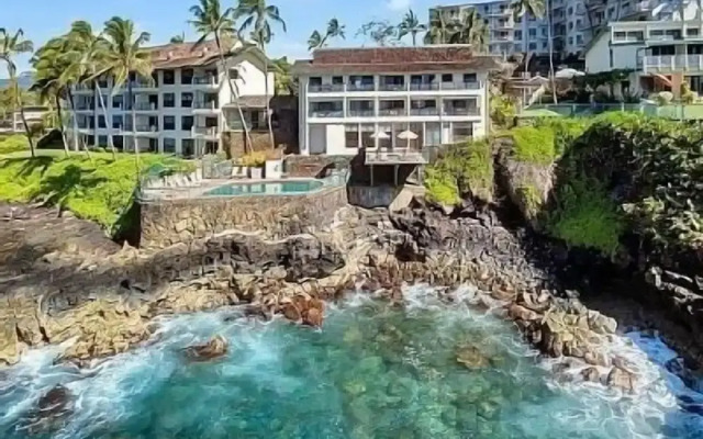 Poipu Shores 301b 3 Bedroom Condo by RedAwning