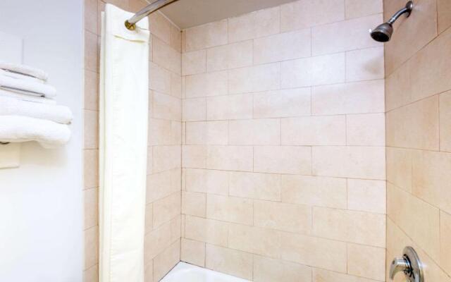 Super 8 by Wyndham Watertown/Cambridge/Boston Area
