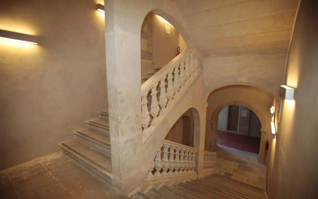 Appart Hotel Odalys City Dijon Les Cordeliers