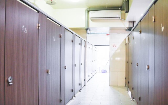 Starbox Hostel