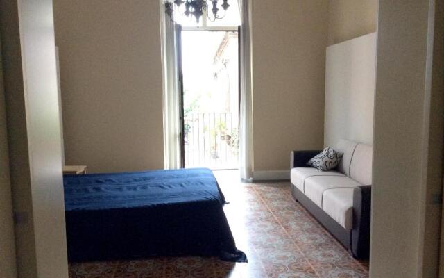 Apartment with 4 bedrooms in Catania with wonderful city view furnished terrace and WiFi 3 km from the beach