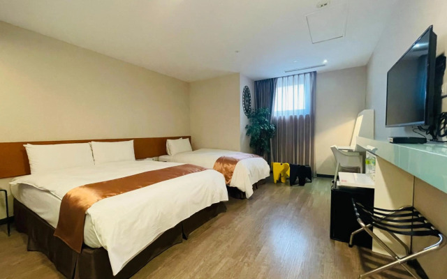 Travel Art Inn