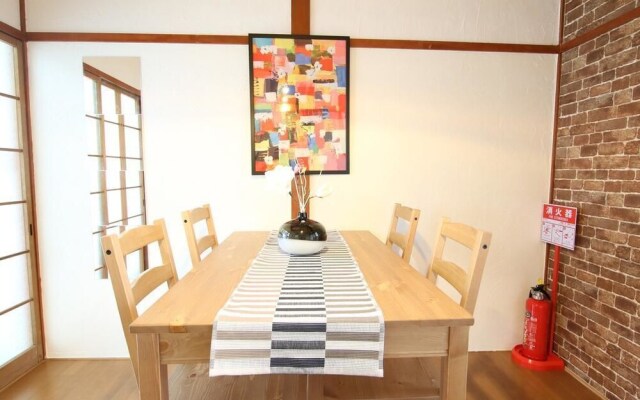 Guest House in Momodani (204-2)