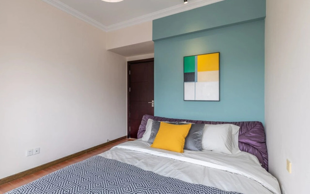 Locals Boutique Apartment Huafa Plaza 8