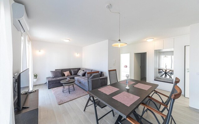 Stunning Apartment in Trogir With 2 Bedrooms and Wifi