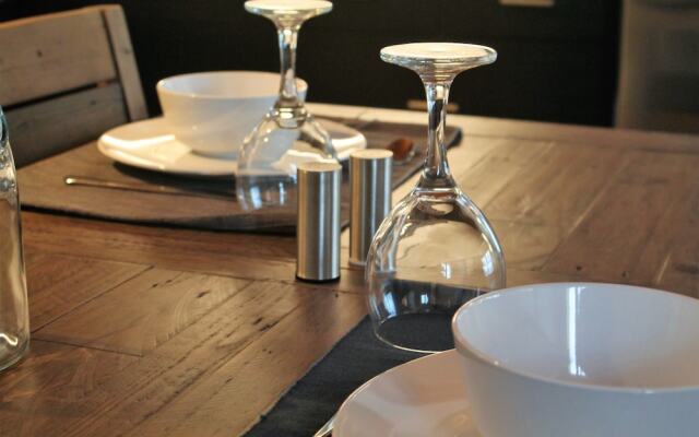 Red Cariboo Apartments