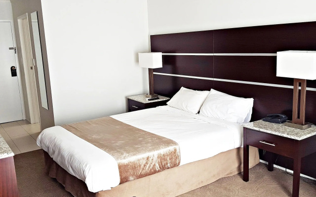 Airport Gateway Hotel