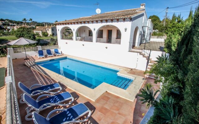 Cometa - holiday home with private swimming pool in Benissa