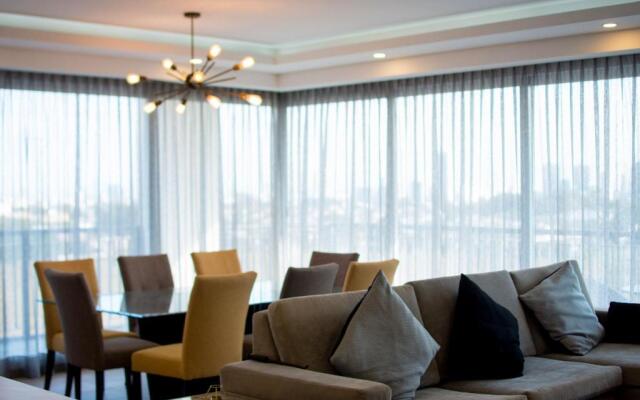 Real View Towers E201 by Casago