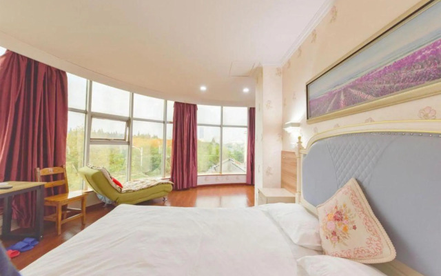 Xin Jiu Xiang Lou restaurant (Jiangyin Huangshan Lake Park)