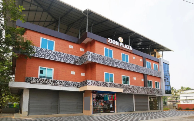 OYO 75392 Zion Plaza