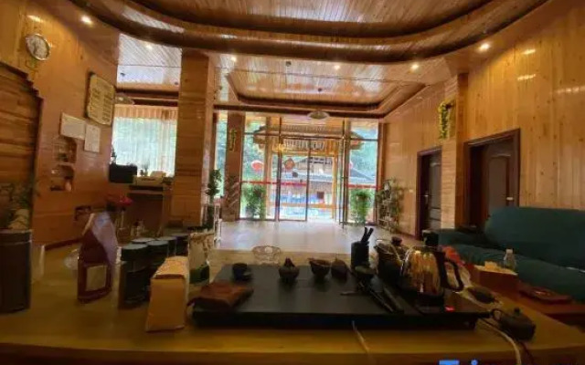 Zhaoxing Dongzhai Guiyu View Inn
