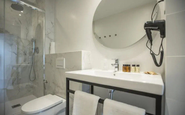 Fontanella by BCN URBAN ROOMS