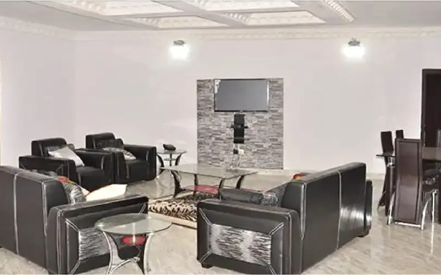 J-A Luxury Suites by Ecosignature