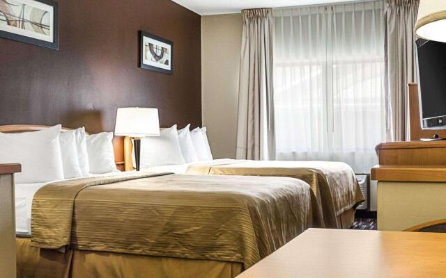 Quality Suites Near West Acres