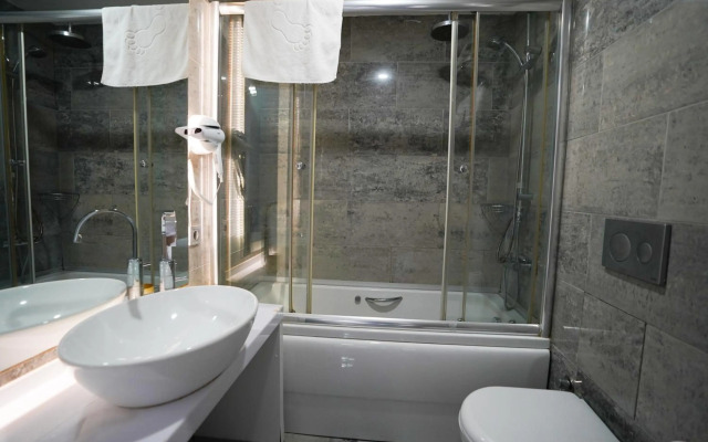 Time Hotel Mecidiyekoy