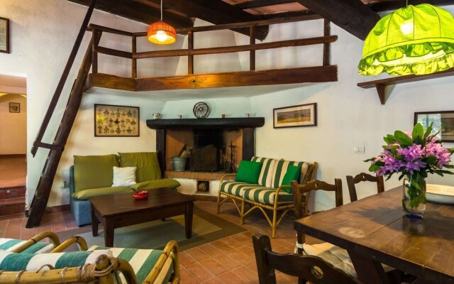 Spacious Holiday Home with Pool in Migliorini