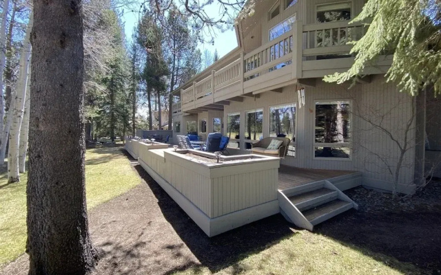 Winners Circle 30 5 Bedroom Home