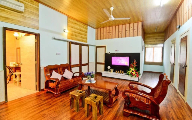 Courtyard Homestay