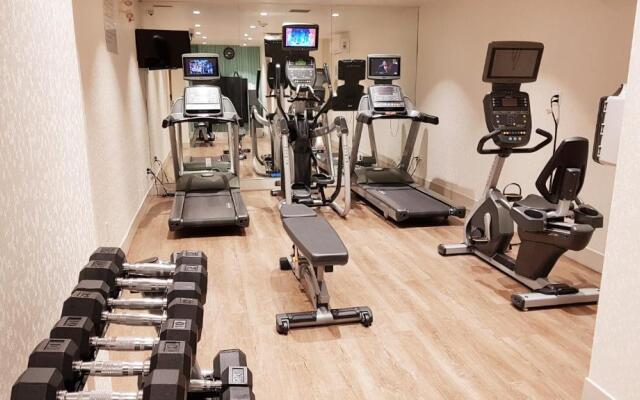 Holiday Inn Express & Suites Surrey by IHG