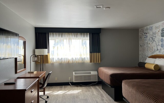 La Mirage Inn - Hollywood