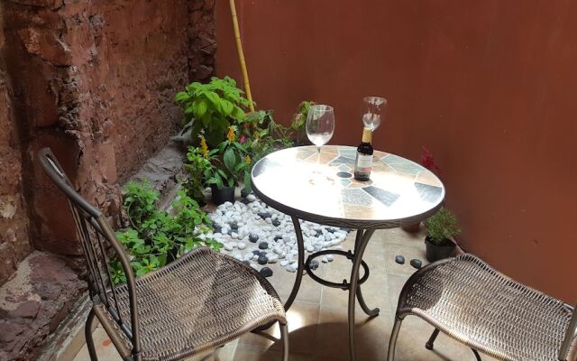 Niceplace Inn
