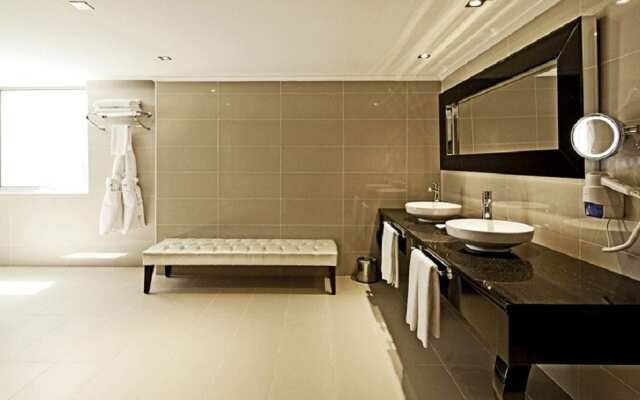 Anemon Grand Konya Otel